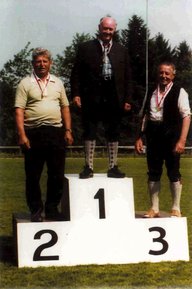 Hans Münz über 100 Mal 1. und 1951 Deutscher Meister als Schwerathlet – 3. Platz Mang Trenkle