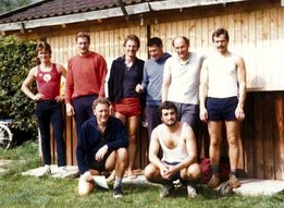 1. Zehnkampf 1984 – von links: Michael Lotter, Magnus Zweng, Franz Lotter, Toni Heer, Emil Gay, Max Gerle unten: Hans Hintermair und Hans Trenkle